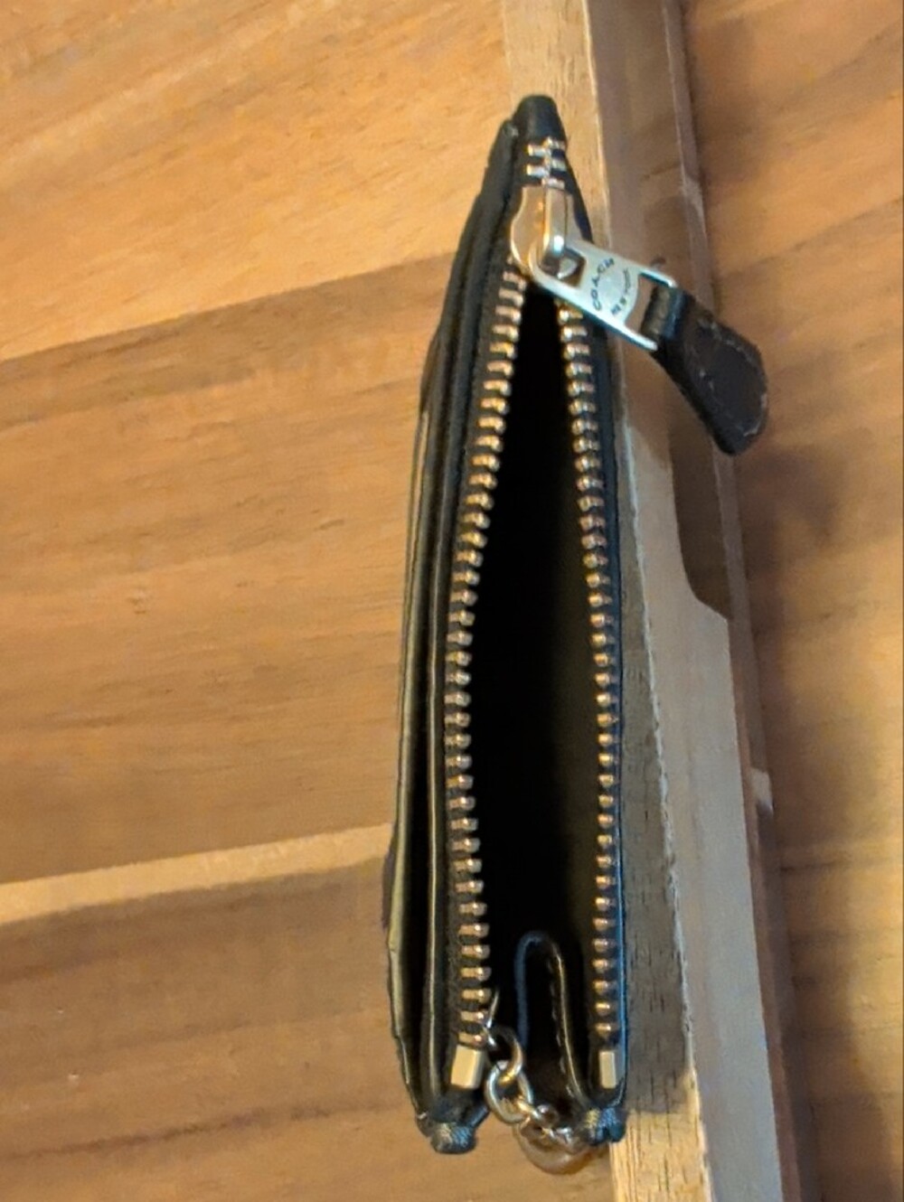 NWT Coach Black Pebbled Leather Card Case with Gold Keyring - Picture 6 of 6